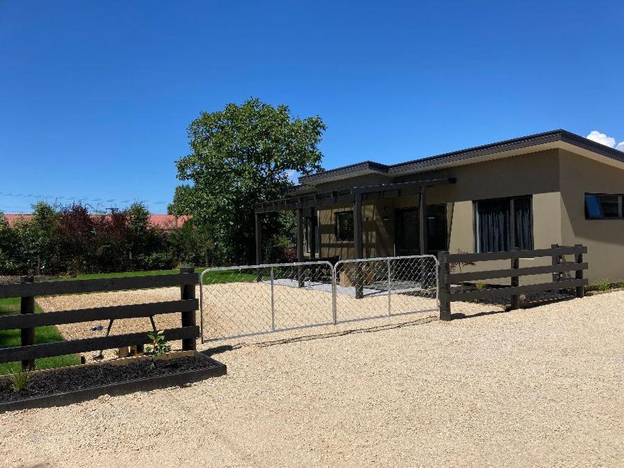 Country Retreats On Ranzau 0 Apartment Hope Exterior photo
